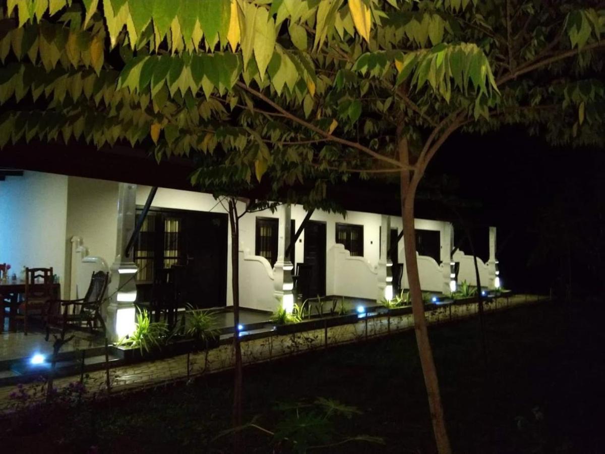 Amron Resort Szigirija Kültér fotó